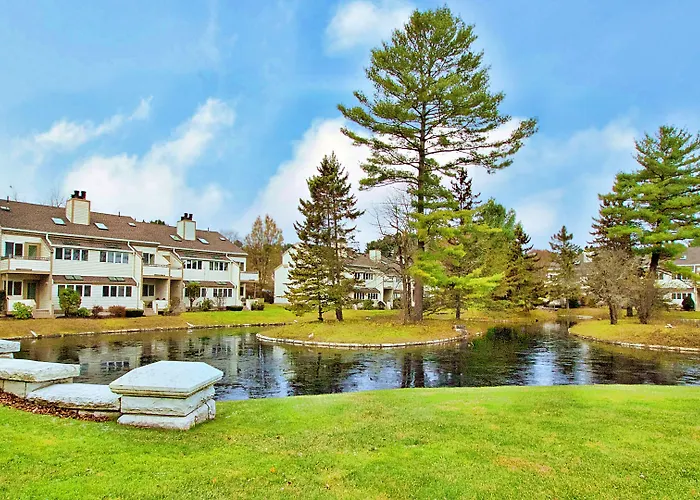 The Ponds At Foxhollow Lenox