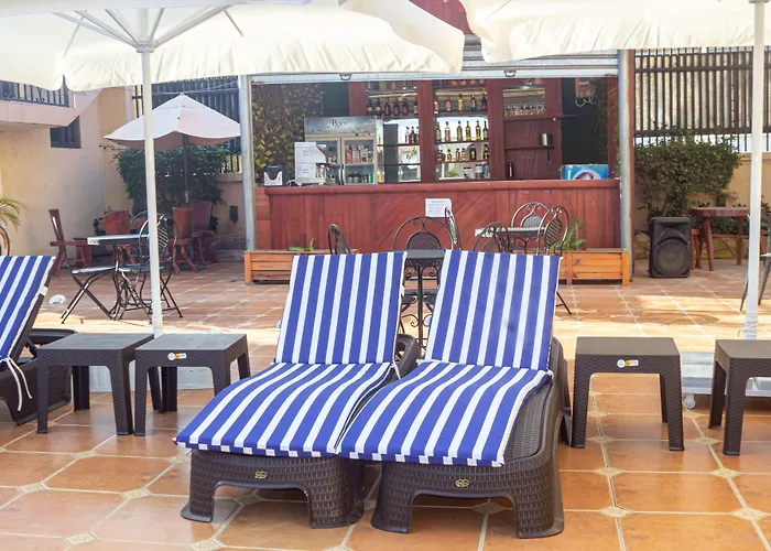 Lou Ralph Hotel