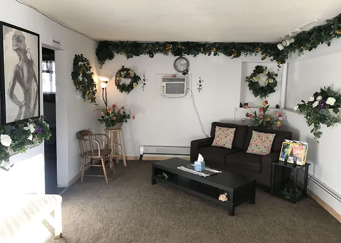 Golden Arrow Motel