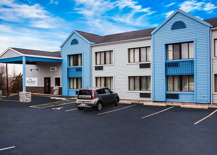 Baymont By Wyndham Appleton Hotel