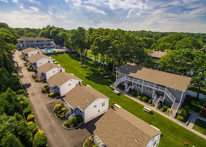 Colonial Shores Resort