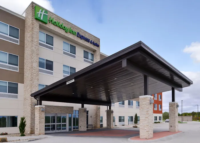 Holiday Inn Express & Suites - Kansas City - Lee'S Summit By Ihg