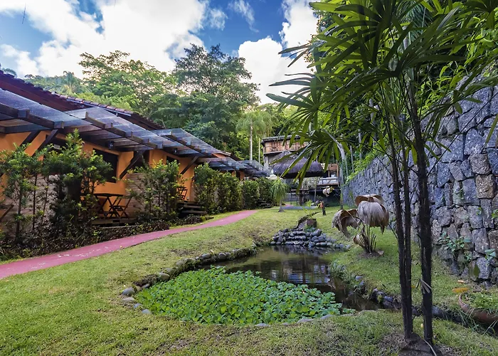 Yannai Chale Praia Ilhabela