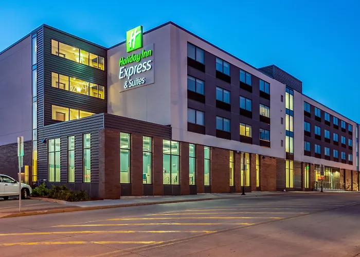 Holiday Inn Express & Suites Platteville By Ihg