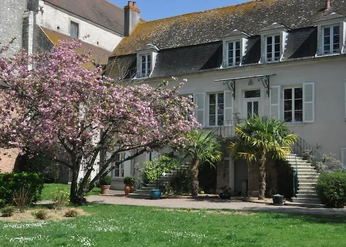 Hotel Le Prieure Saint Agnan à Cosne-Cours-Sur-Loire