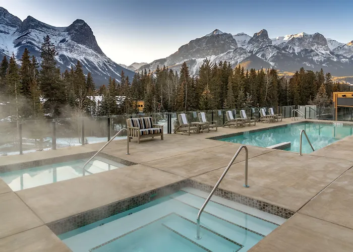 The Malcolm Hotel Canmore