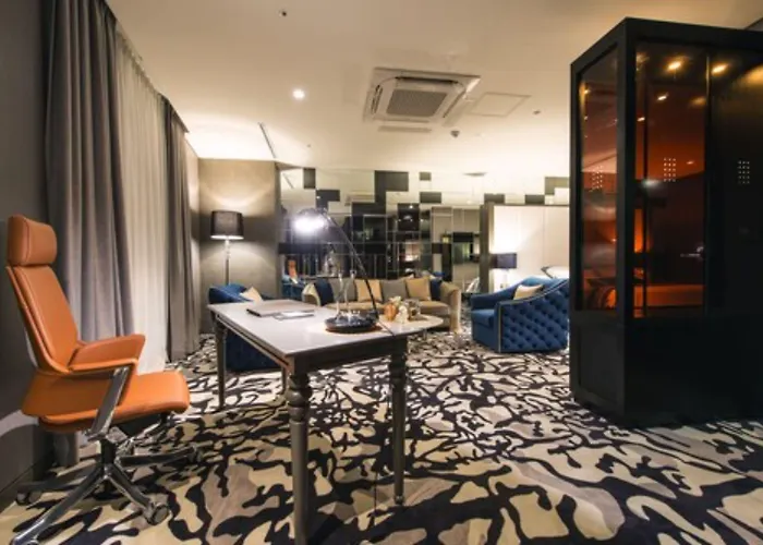 Best Louis Hamilton Hotel Changwon