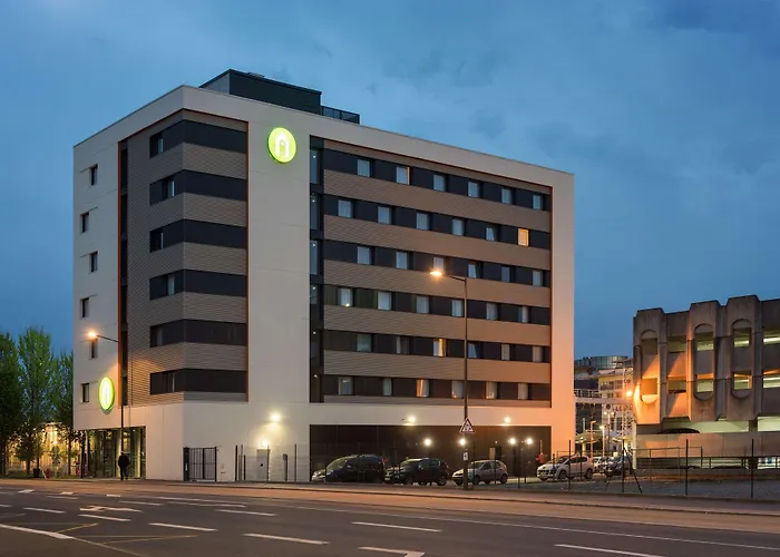 Hotel Campanile Le Mans Centre - Gare