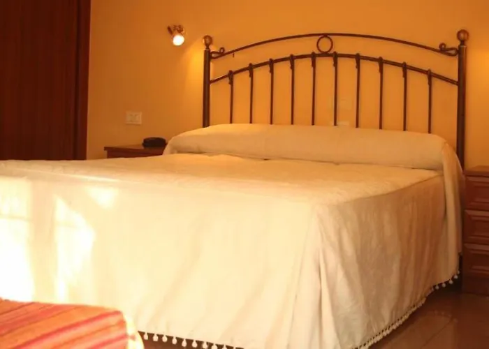 Hostal La Poetisa - Auto Check-In Culleredo