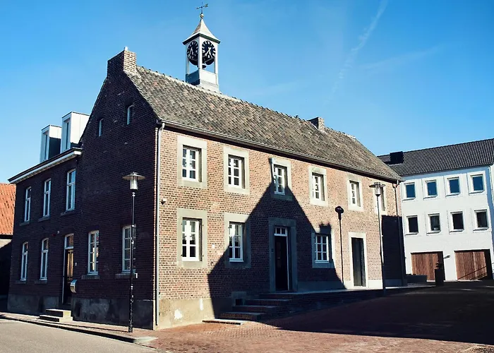 Maison Village