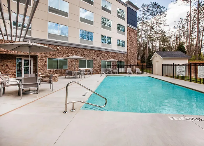 Holiday Inn Express & Suites Atlanta N - Woodstock By Ihg
