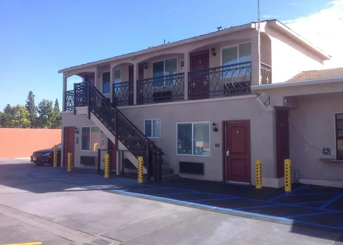 Sun Light Motel Downey