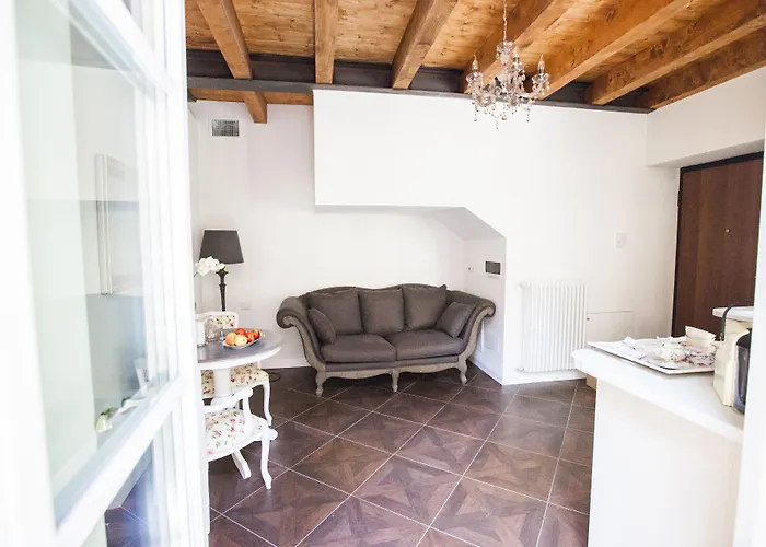 Alessia'S Place Como