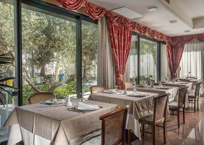 Hotel Zeus Cesenatico