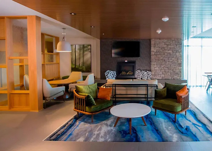 Fairfield Inn & Suites By Marriott Alexandria