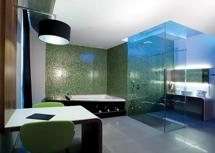 Mood - Private Suites Montijo