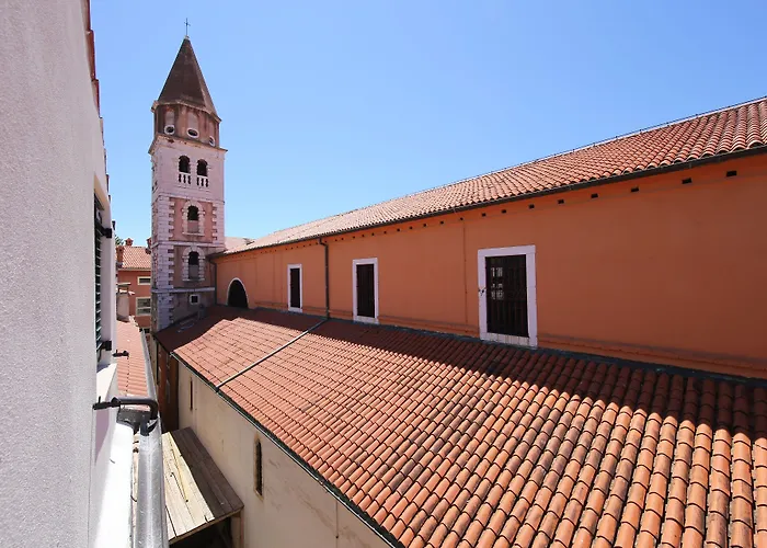 Idassa Atrium Rooms