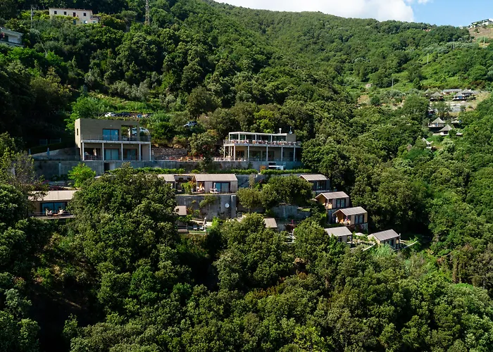 Sesta Terra Natural Resort Framura