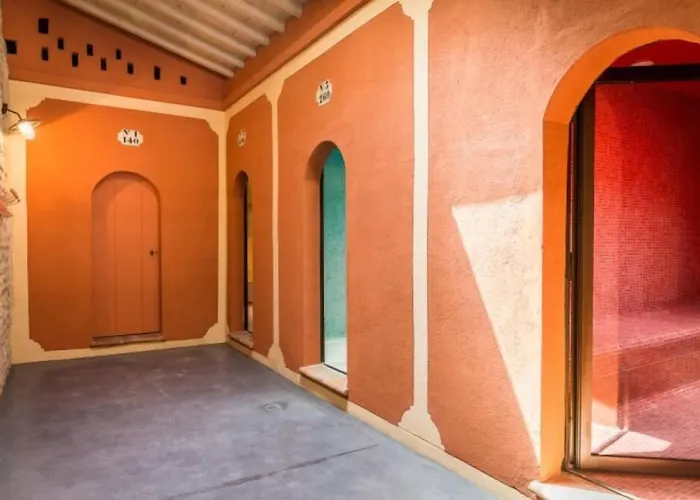 Hotel Mas Latour Lavail à Perpignan