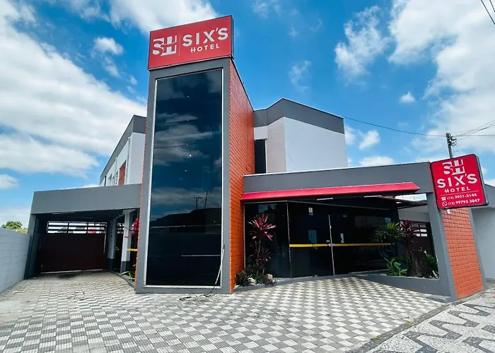 Six'S Hotel