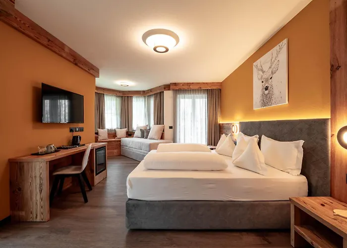 Hotel Chalet Sas Morin Pozza di Fassa