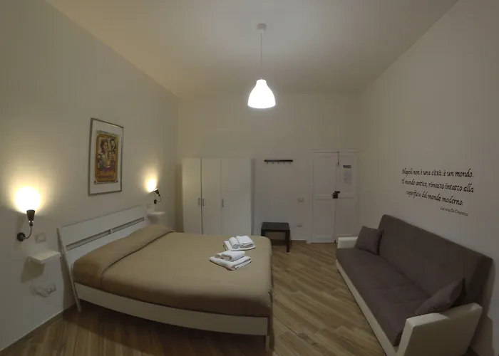 GuestHouse Marcanto - Duomo Nápoles