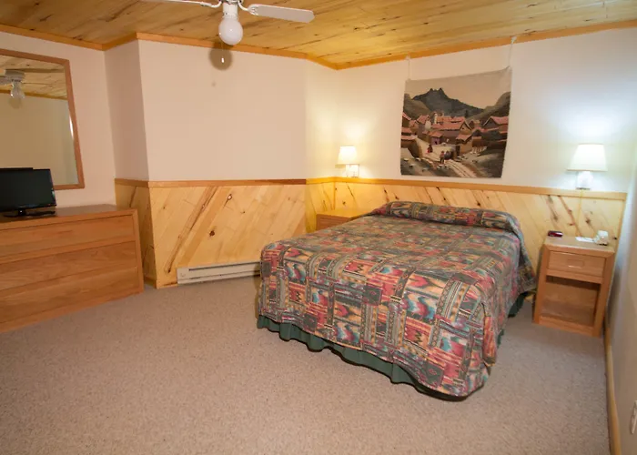 Sitzmark Sports Lodge Red River
