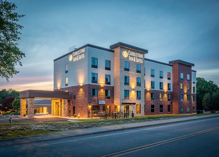 Cobblestone Inn & Suites Fairfield Bay