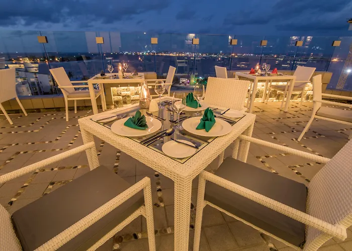 Hotel Samann Grand Malé