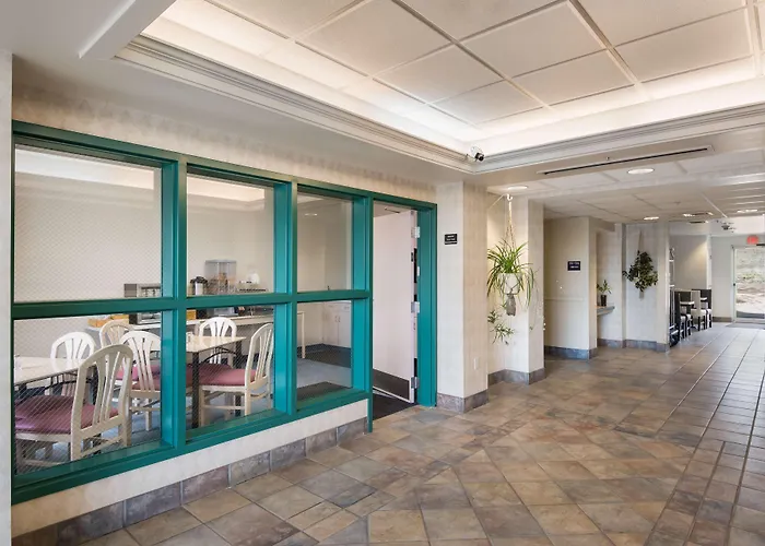 Red Lion Inn & Suites Butte