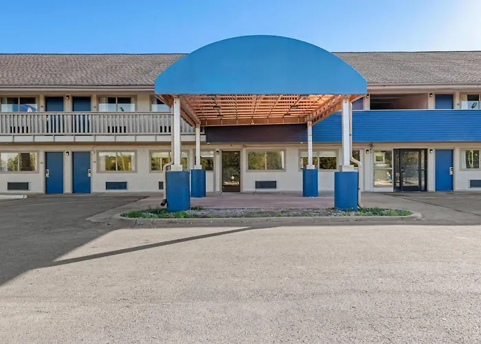 Days Inn By Wyndham Independence