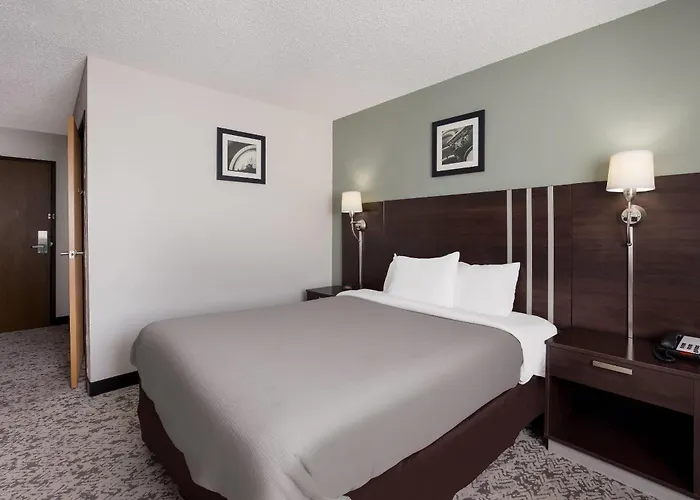 Quality Inn Hall Of Fame Canton