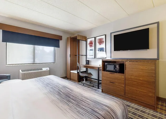 Americinn By Wyndham Chamberlain Conference Center