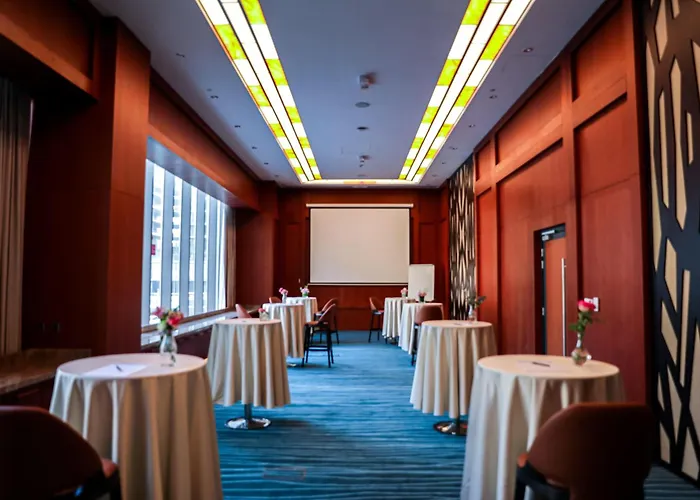 Wyndham Doha West Bay Hotel
