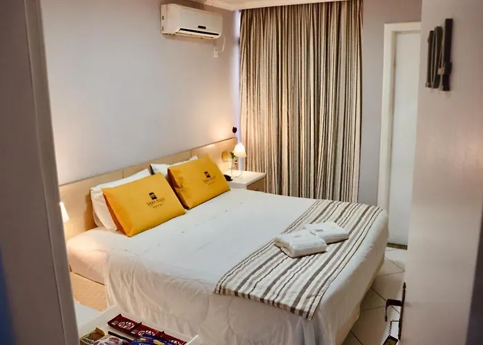 Serra Plaza Hotel