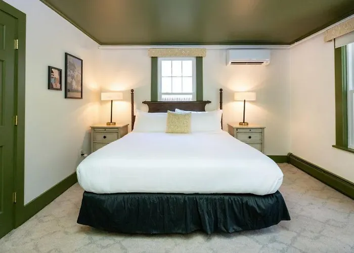 The Whitlock By The Lenox Collection