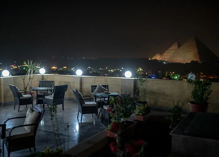 Gardenia Inn Hotel Nazlet el-Sîsi