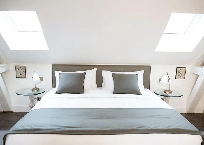 Bed and Breakfast Le 25bis by Leclerc Briant à Épernay