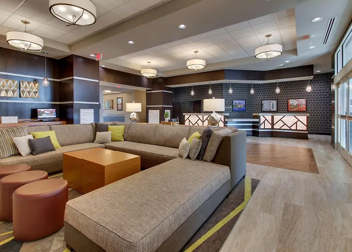 Columbus Hotels