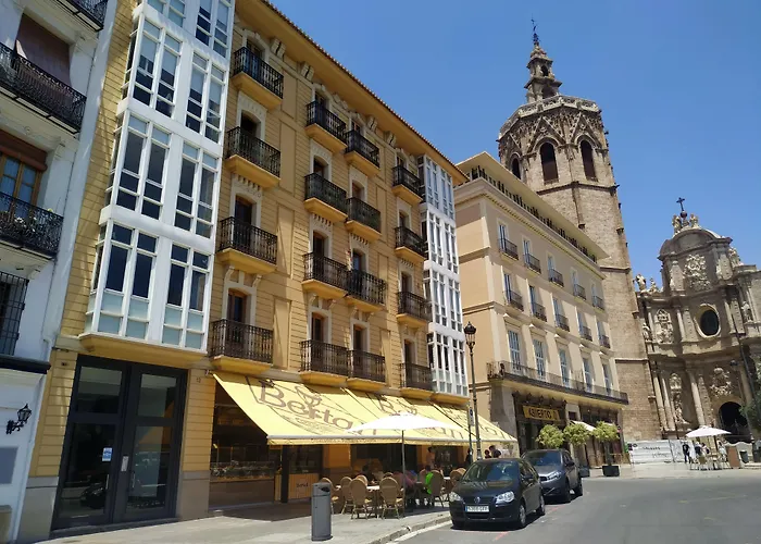 Flats Friends Plaza De La Reina Hotel Valencia
