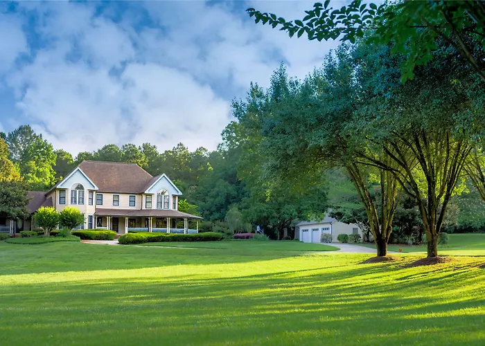 Pleasanton Courtyard Bed And Breakfast Fayetteville