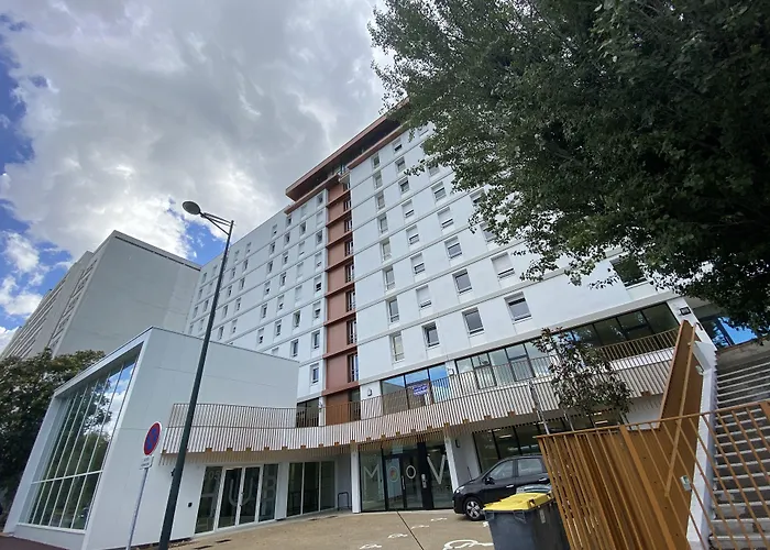 Moov'Appart Hotel Clichy