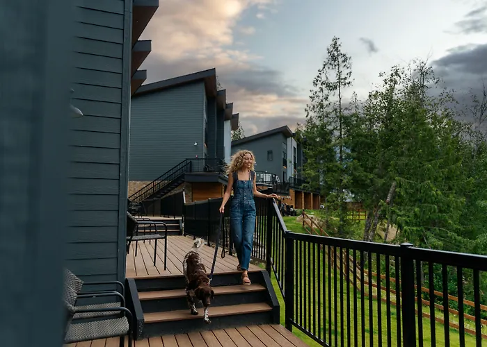 Basecamp Resorts Revelstoke
