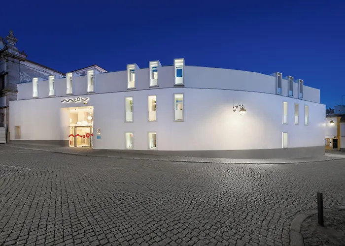 Moov Hotel Évora