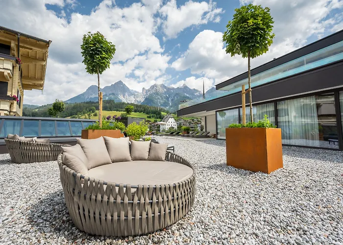 Die Hochkoenigin - Mountain Resort Maria Alm am Steinernen Meer