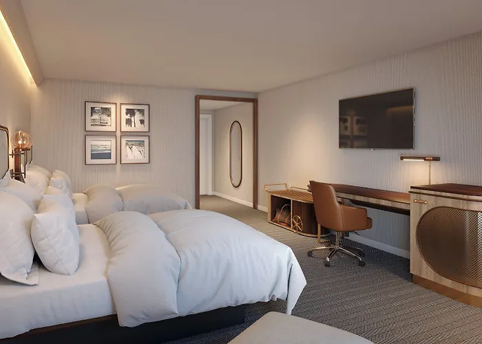 Courtyard By Marriott Santa Cruz Hotel