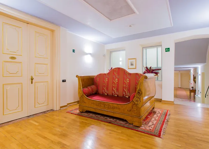 Grand Hotel Entourage - Palazzo Strassoldo Gorizia