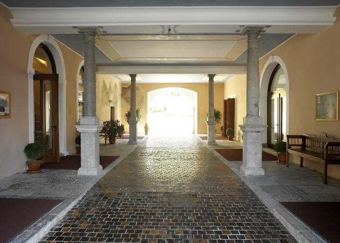 Grand Hotel Entourage - Palazzo Strassoldo Gorizia