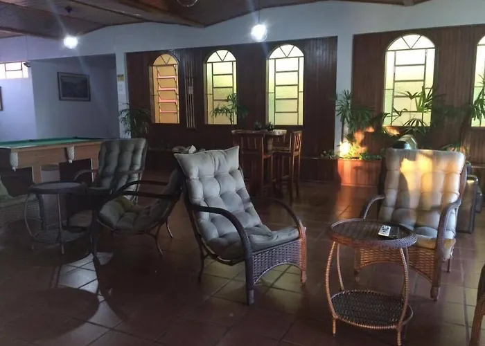 Palotina Palace Hotel