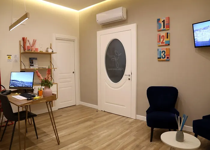 Garibaldi Rooms